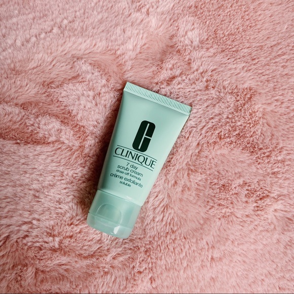 clinique scrub